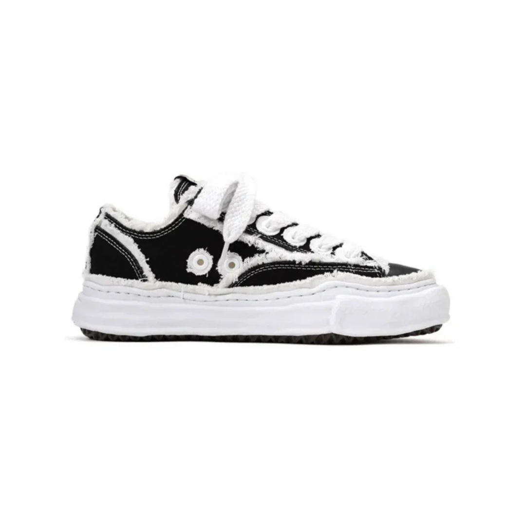 Cold Sneaker