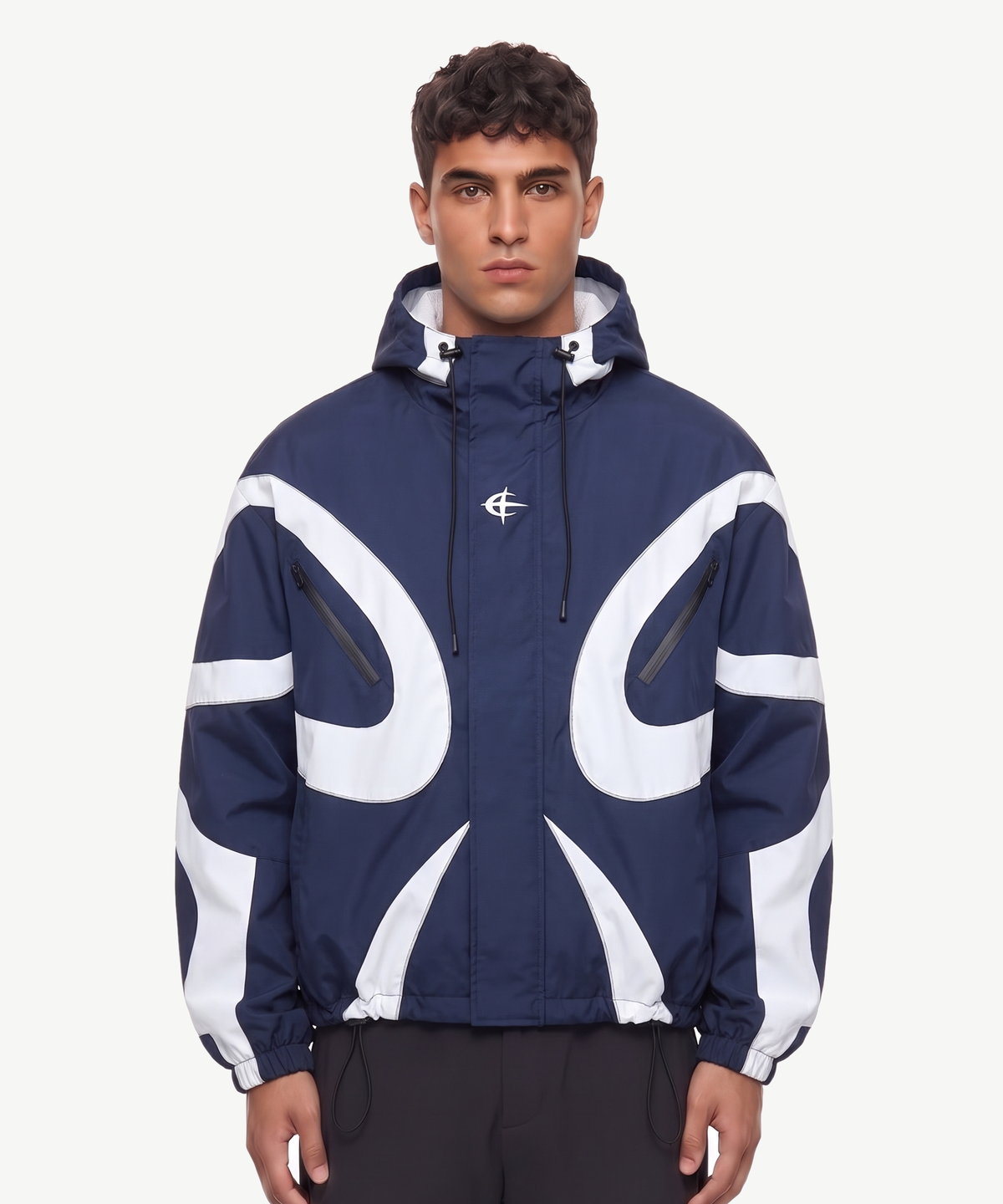 VERTEX - JACKE in Blau, getragen von einem Model, Colorblock-Kapuzenjacke im Oversize-Schnitt